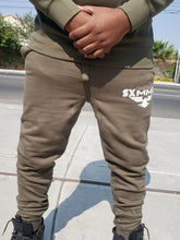 Load image into Gallery viewer, &quot;Sxmmnz&quot; Sweat Suit (olive green)
